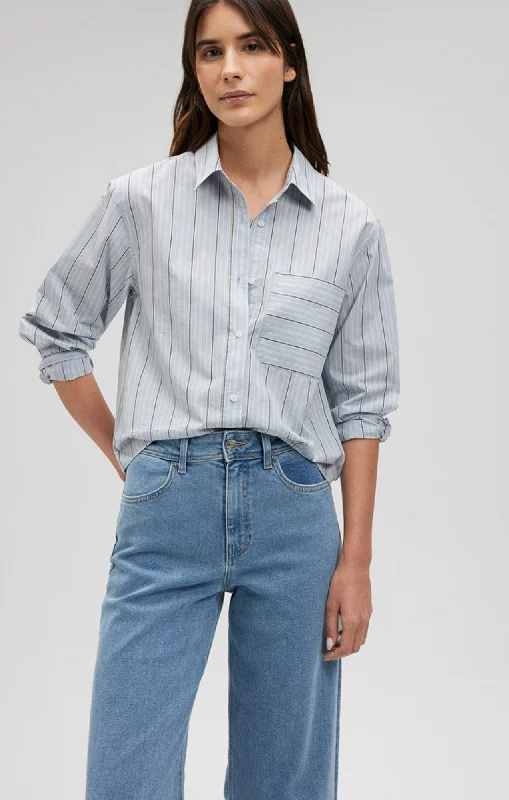 LONG SLEEVE POCKET SHIRT IN BLUE STRIPE Classic Solid Short Shirt