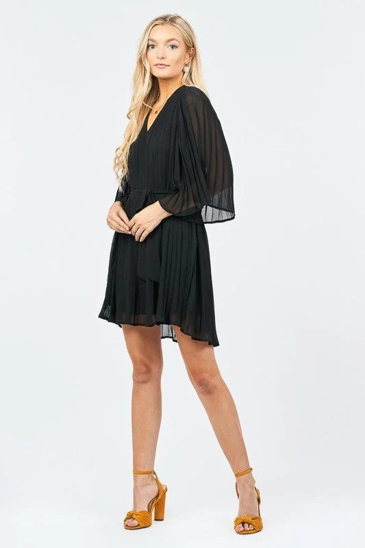 Pleated Mini Dress Fashionable Mini Dress with Pockets