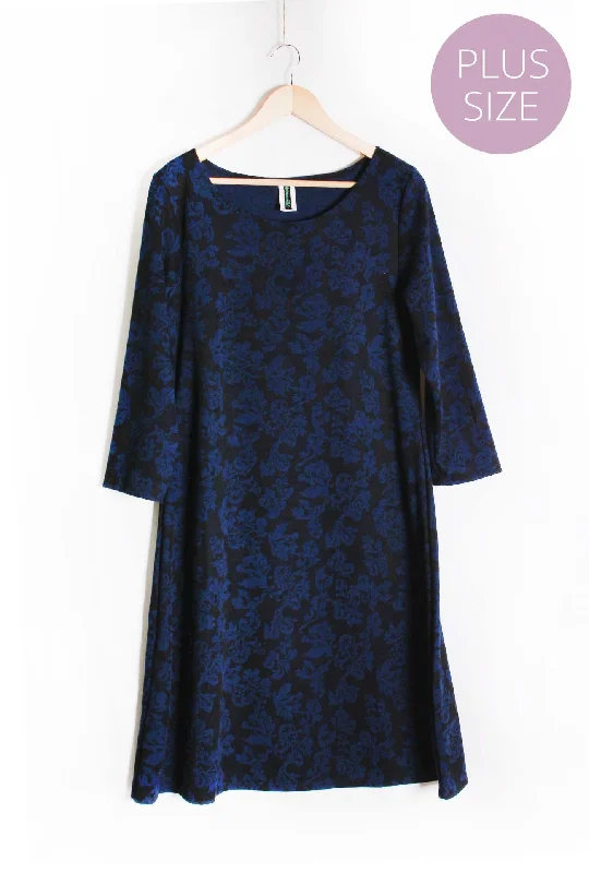 Women's Plus Long Sleeve Scoop Neck Embroidered Floral Midi Dress Fashionable Casual Midi Dress