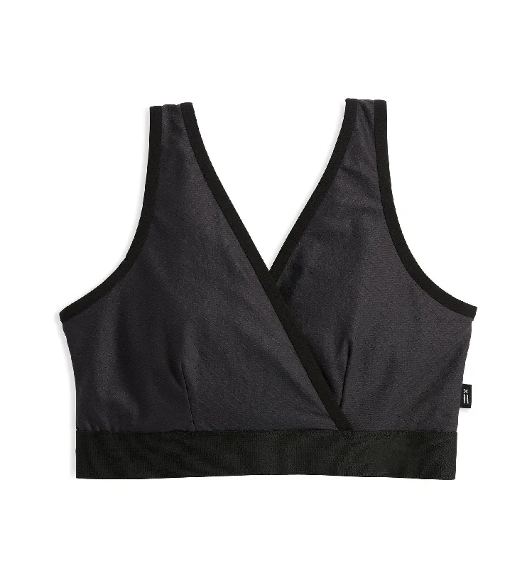 Adaptable Crossover Cutout Bra - Traveler Iron Active Support Bra