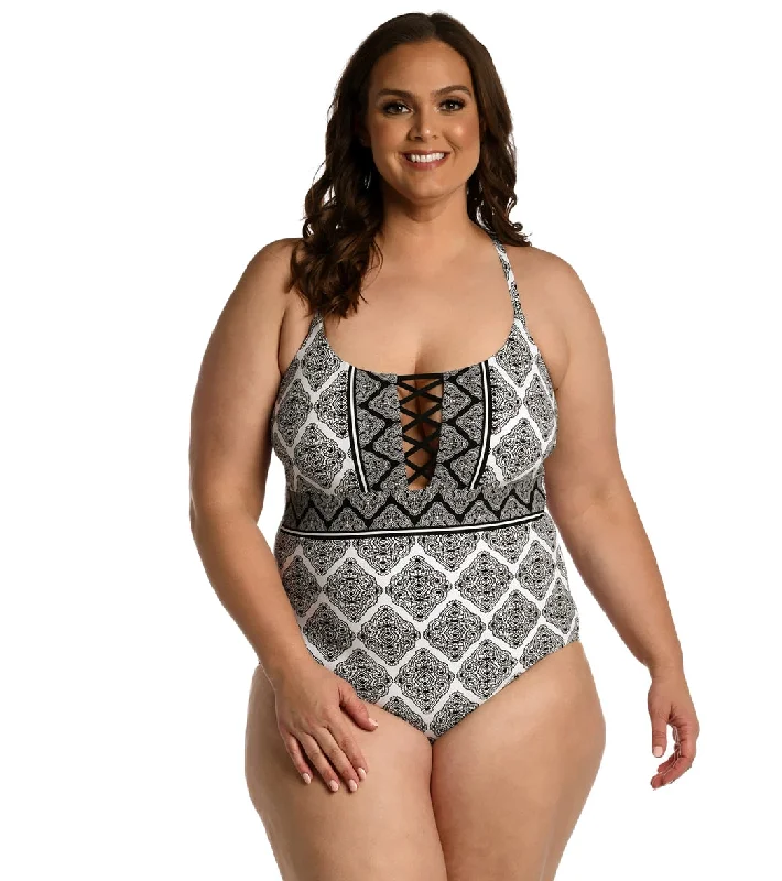 La Blanca Women's Plus Oasis Tile Strappy One Piece Swimsuit Black/White Luxury Swimsuit Style