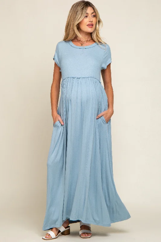 Light Blue Short Sleeve Pocketed Maternity Maxi Dress Trendy Fit-and-Flare Maxi Dress