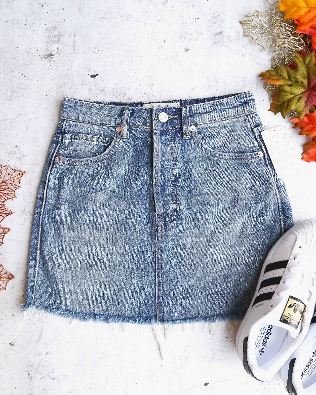 Free People - Rugged A-Line Denim Mini Skirt in Blue cashmere skirt soft